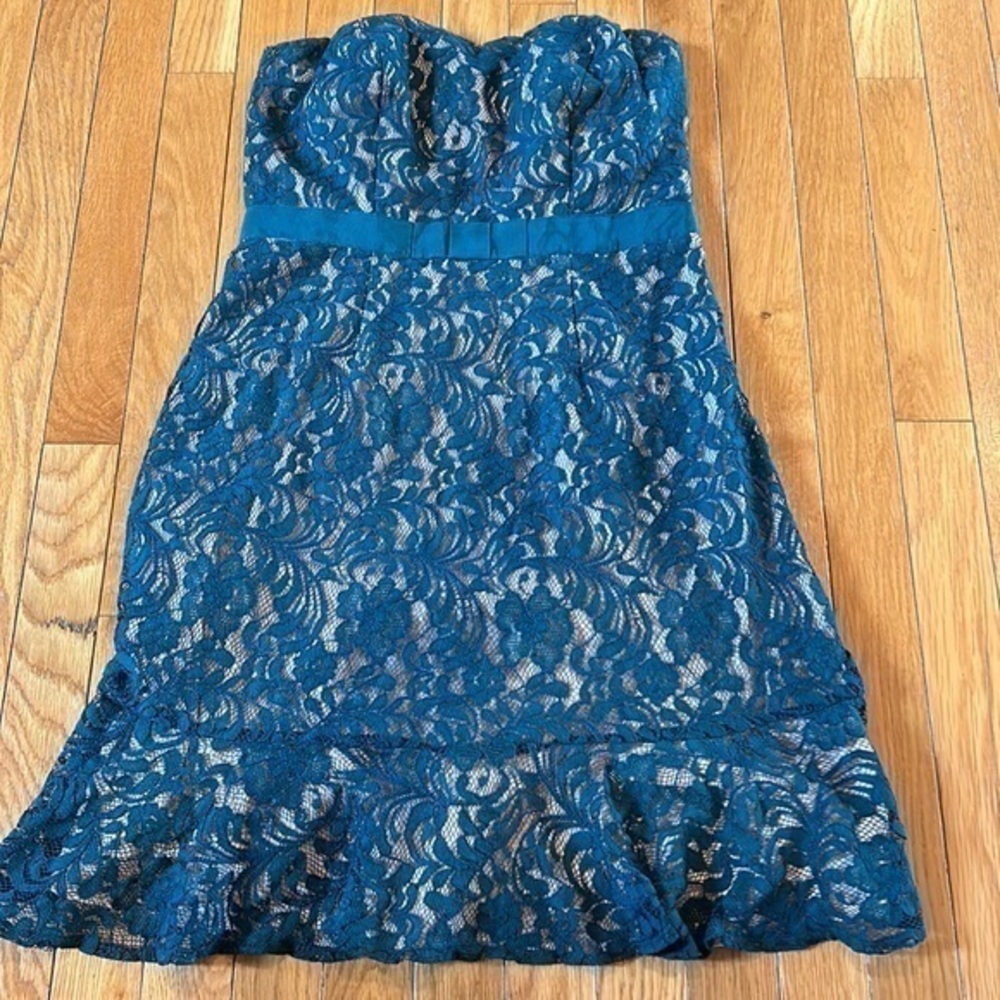 The Limited Party Dress Strapless Hunter Green Lace Holiday Party Size 6